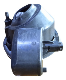 PORTINHOLA TAMPA COMBUSTÍVEL C/TAMPA KA 2014 A 2021 DETALHE