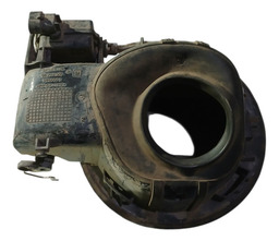 PORTINHOLA TANQUE COMBUSTÍVEL ONIX/PRISMA 2012/2019 DETALHE