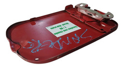 PORTINHOLA TANQUE COMBUSTÍVEL SANDERO 2008 A 2013 DETALHE