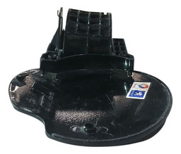 TAMPA PORTINHOLA TANQUE COMBUSTÍVEL 307 2005 A 2012 DETALHE