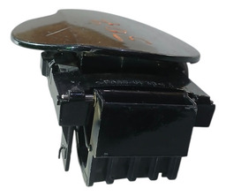 TAMPA PORTINHOLA TANQUE COMBUSTÍVEL 307 2005 A 2012 DETALHE