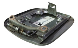 TAMPA PORTINHOLA CHERY TIGGO 2009 A 2012 DETALHE