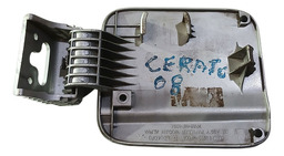 PORTINHOLA TANQUE DE COMBUSTÍVEL CERATO 2006 A 2008 DETALHE