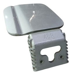 PORTINHOLA TANQUE DE COMBUSTÍVEL CERATO 2006 A 2008 DETALHE