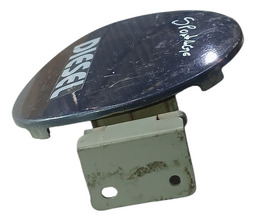 TAMPA PORTINHOLA ABASTECIMENTO SPORTAGE 1994 A 2003 DETALHE