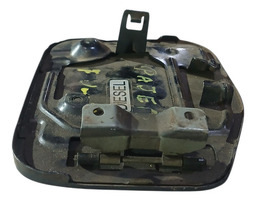 PORTINHOLA TANQUE COMBUSTÍVEL PAJERO FULL 2008/2014 DETALHE