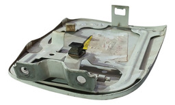 PORTINHOLA TAMPA COMBUSTÍVEL PAJERO DAKAR 2010/2013 DETALHE