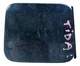 Tampa Portinhola Combustível Tiida 2008 A 2013 Detalhe