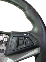 VOLANTE DIREÇÃO TRACKER 2014 A 2019 ORIGINAL DETALHE