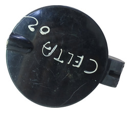 PORTINHOLA TAMPA COMBUSTÍVEL CELTA 2000 A 2014 DETALHE