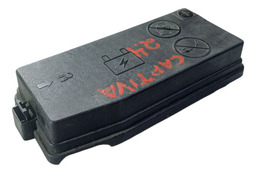 TAMPA DA CAIXA FUSÍVEL CAPTIVA 2.4 2009 A 2010 DETALHE