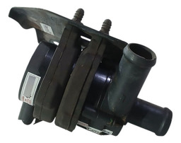 BOMBA ÁGUA AUXILIAR AMAROK 2011 A 2016