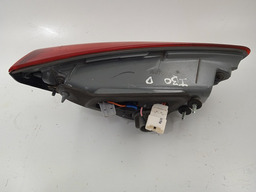 LANTERNA TRASEIRA DIREITA HYUNDAI I30 2016 