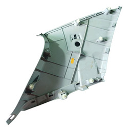 ACABAMENTO CINTO TRASEIRO LADO DIREITO HILUX SW4 17/21