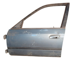PORTA DIANTEIRA ESQUERDA CIVIC 1996 A 2000 DETALHE