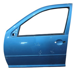 PORTA DIANTEIRA ESQUERDA GOLF BORA 2002 A 2012