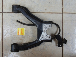Balança Dianteira Direita Superior Pajero Full 2001/2017