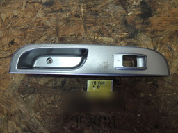 Moldura Vidro Eletrico Traseiro  L200 Triton 2010 L/d