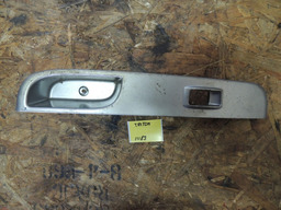 Moldura Vidro Eletrico Dianteiro L/d L200 2010 Mn123948