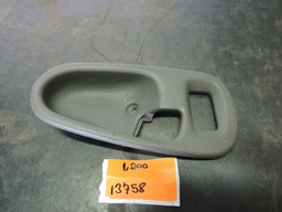 Moldura Maçaneta Interna Le Ld  L200 Pajero Sport Mb82739656