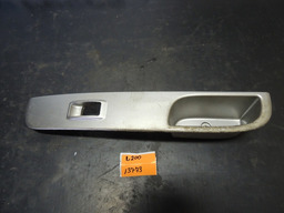 Moldura Botão Vidro Elétrico Dianteiro L200 Triton Mn 123948