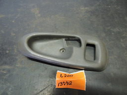 Moldura Maçaneta Interna L200 2004 2012 Mr144545 L/e