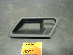 Moldura Maçaneta Interna Dianteira Mercedes C280 1995 202 76