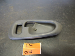 Moldura Maçaneta Interna L200 2004 2012 Mr144546 L/d
