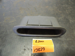 Moldura Puxador Traseira  L200 Mr175068 L/d