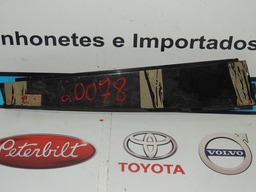 Acabamento Da Bmw X1 Traseiro L/e