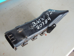 Entrada Ventilação Duto De Ar Da Bmw 320 2007 - Cod.: 517471
