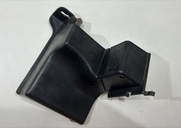 SUPORTE FORRO LATERAL PORTA MALAS CLC200 2010 A2036820041