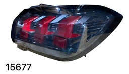Lanterna Traseira Direita Peugeot 208 2020 Á 2023 15677 Direito Vermelho