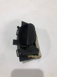 MAÇANETA DIANTEIRA ESQUERDA PEUGEOT 206 DIANTEIRO