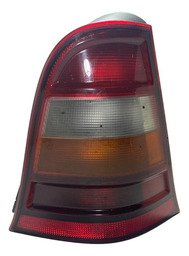 LANTERNA TRASEIRA DIREITA MERCEDES A160 1999 A 2005 DIREITO VERMELHO