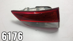 Lanterna Tampa Traseira Esq. Hb20 1.0 2016 *6176 Cx124 Esquerdo/motorista Vermelho
