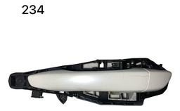 MAÇANETA EXTERNA TRASEIRA ESQUERDA PEUGEOT 208 2021 A 2023 TRASEIRA