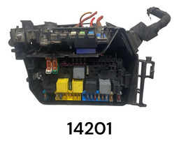 CAIXA FUSÍVEL MERCEDES A200\ B200 2013 Á 2019 14201