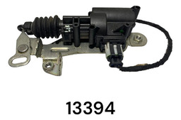 Trava Tampa Porta Malas Ford Fiesta 2008/14 13394