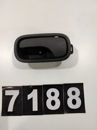 Maçaneta Diant Esquerda Fiat Uno Vivace *7188 Cx A Preto