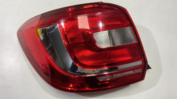 LANTERNA ESQUERDA RENAULT SANDERO 2018 19272901 *11780 PR107 ESQUERDO