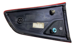 LANTERNA TAMPA ESQUERDA FORD ECOSPORT 2012/2017 C/ DETALHE ESQUERDO