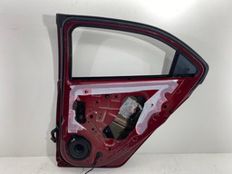 PORTA TRASEIRA DIREITA ONIX ACTIV 2013 A 2019 C/ FURO MOLDUR VERMELHO