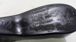 LIMITADOR PORTA TRASEIRO DIREITO VW POLO 2G4839267 *10487
