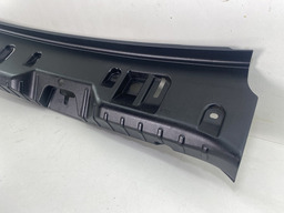 SOLEIRA PORTA MALAS BMW 535 F10 2011 2013 PRETO