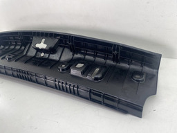 SOLEIRA PORTA MALAS BMW 535 F10 2011 2013 PRETO