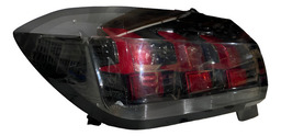 LANTERNA TRASEIRA ESQUERDO PEUGEOT 208 2021 À 2023 15699 ESQUERDO VERMELHO