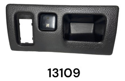 Moldura Botão Porta Objetos Peugeot 206 2004/10 9633457277 Preto
