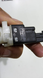 INTERRUPTOR LUZ FREIO FIAT UNO SIENA 46840510 *9595