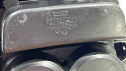 MOLDURA PORTA COPOS PEUGEOT 208 16/19 9678475777 *11469 PRETO